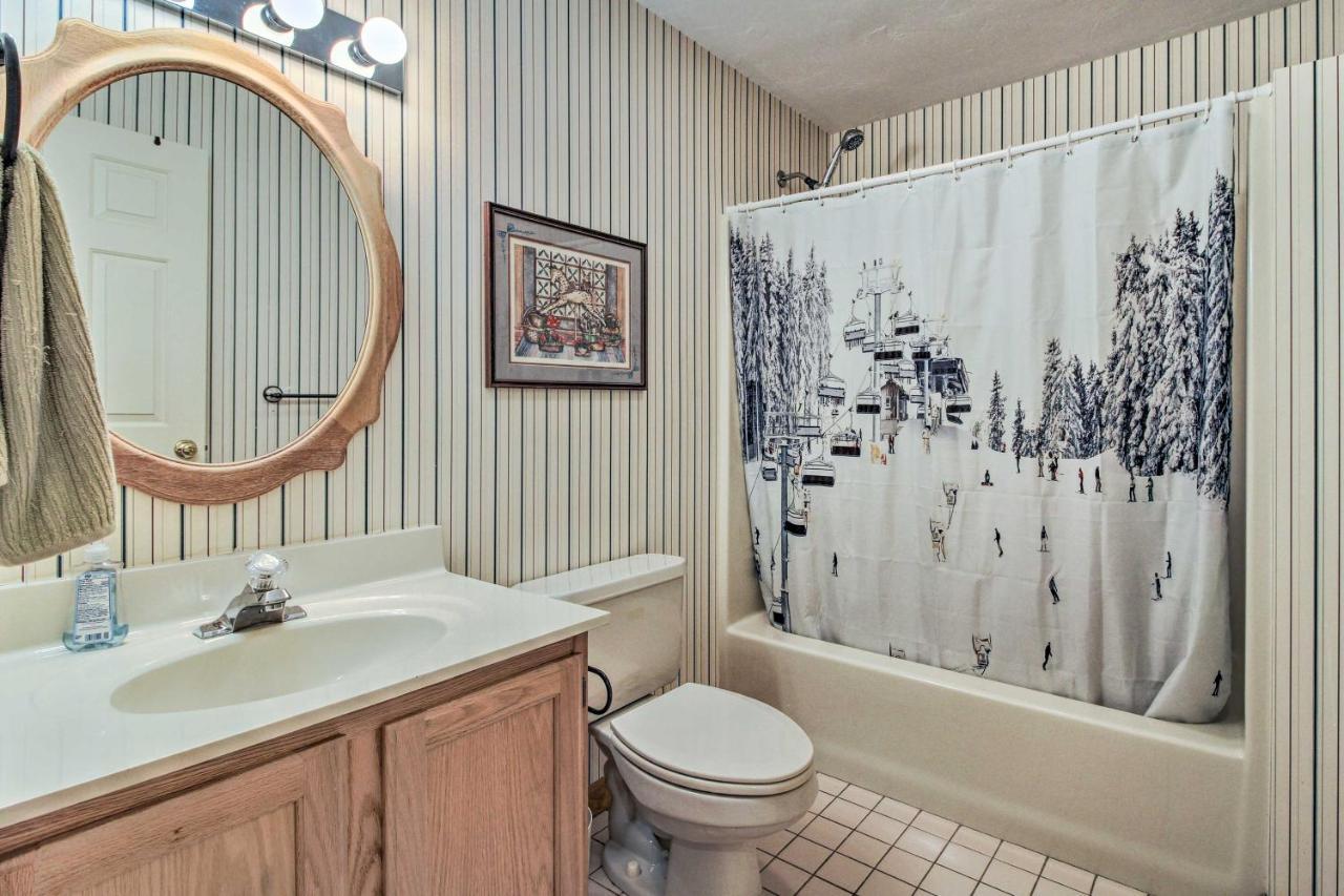 Timber Creek Townhome With 2 Decks And Mtn Views! West Dover Ngoại thất bức ảnh